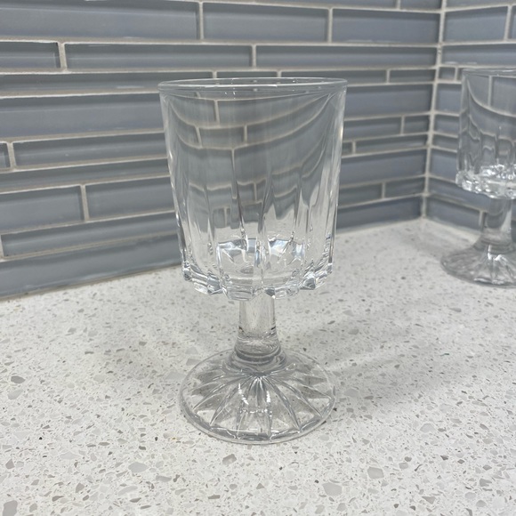 Vintage Royal Crystal Rock RCR Zeus Wine Goblets Glasses Vertical Cut Set Of 2 - Picture 3 of 9